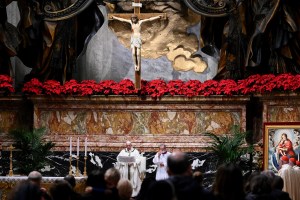 Una gran profecía se cumple esta noche: Vaticano celebró la misa de Navidad (Fotos y videos)