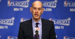 Comisionado de NBA señaló que no tienen planes de pausar la temporada pese a aumento de casos
