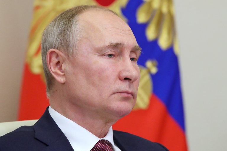 La popularidad de Putin cae a su nivel más bajo en un año por las protestas
