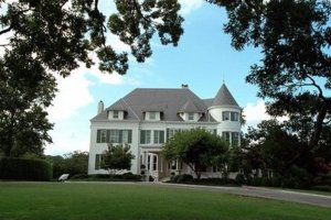 La historia del número 1 de Observatory Circle: La residencia en donde vivirá la vicepresidenta Kamala Harris