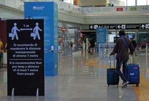 Italia prohíbe vuelos desde Brasil por nueva variante de coronavirus