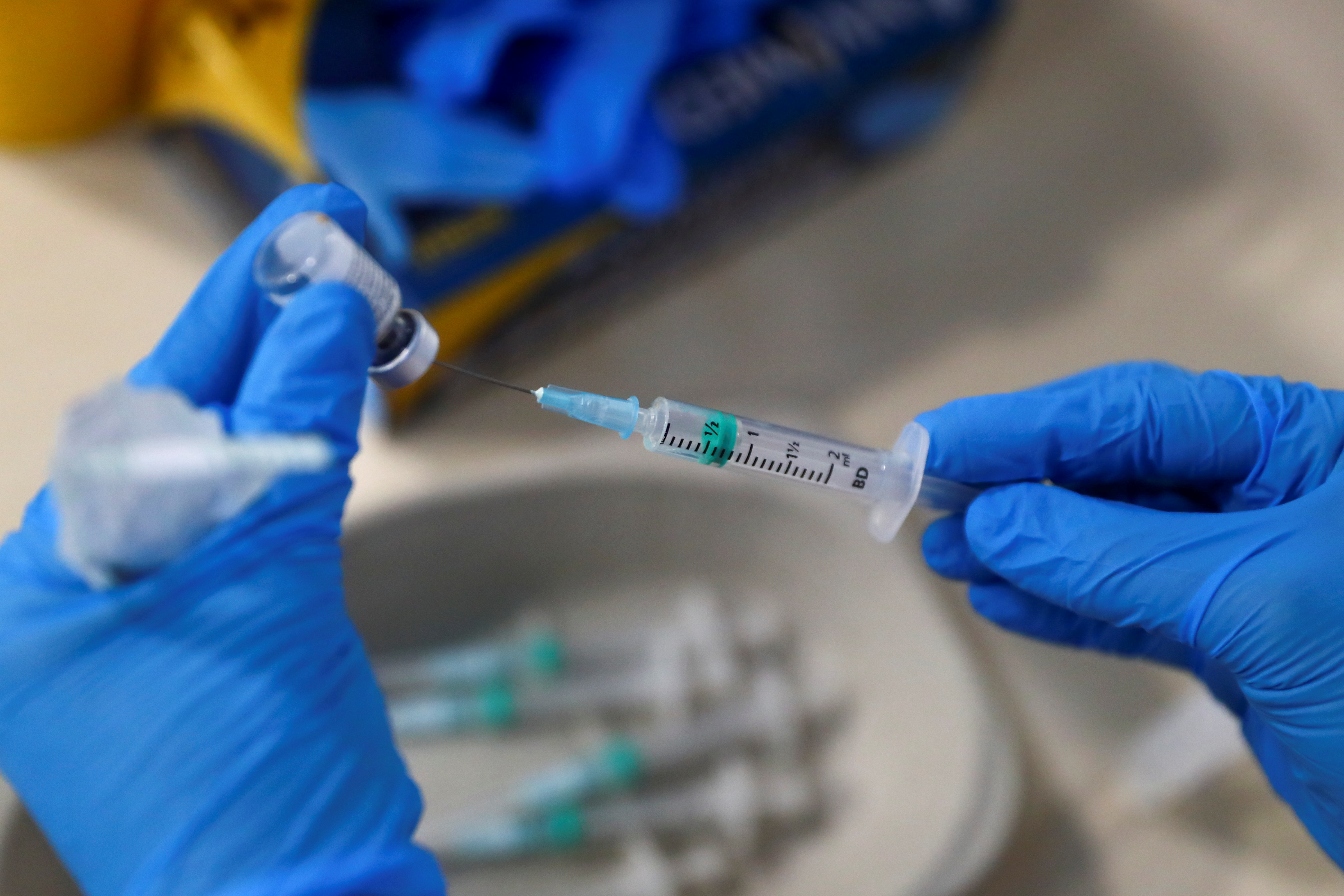 Miles de vacunas contra el Covid-19 se dañaron en el condado de Orange