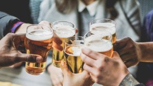 Ayuno y consumo de cerveza: La increíble dieta que inventaron monjes hace 400 años
