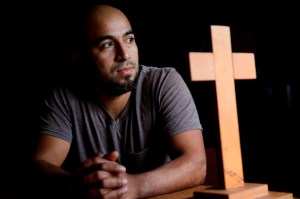 Inmigrante hondureño vivió tres años en una iglesia de Missouri para evitar la deportación