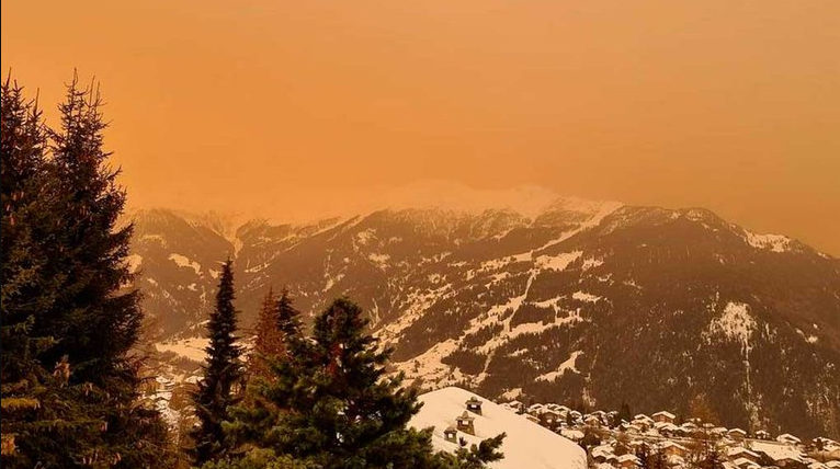 El cielo se tiñó de amarillo en Francia y Suiza por una extraña nube de arena del Sahara (FOTOS)