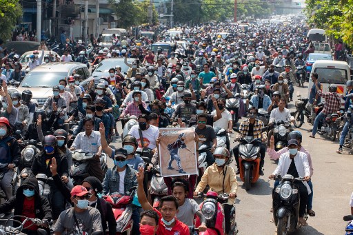 Al menos 7 muertos por represión policial durante protestas en Birmania