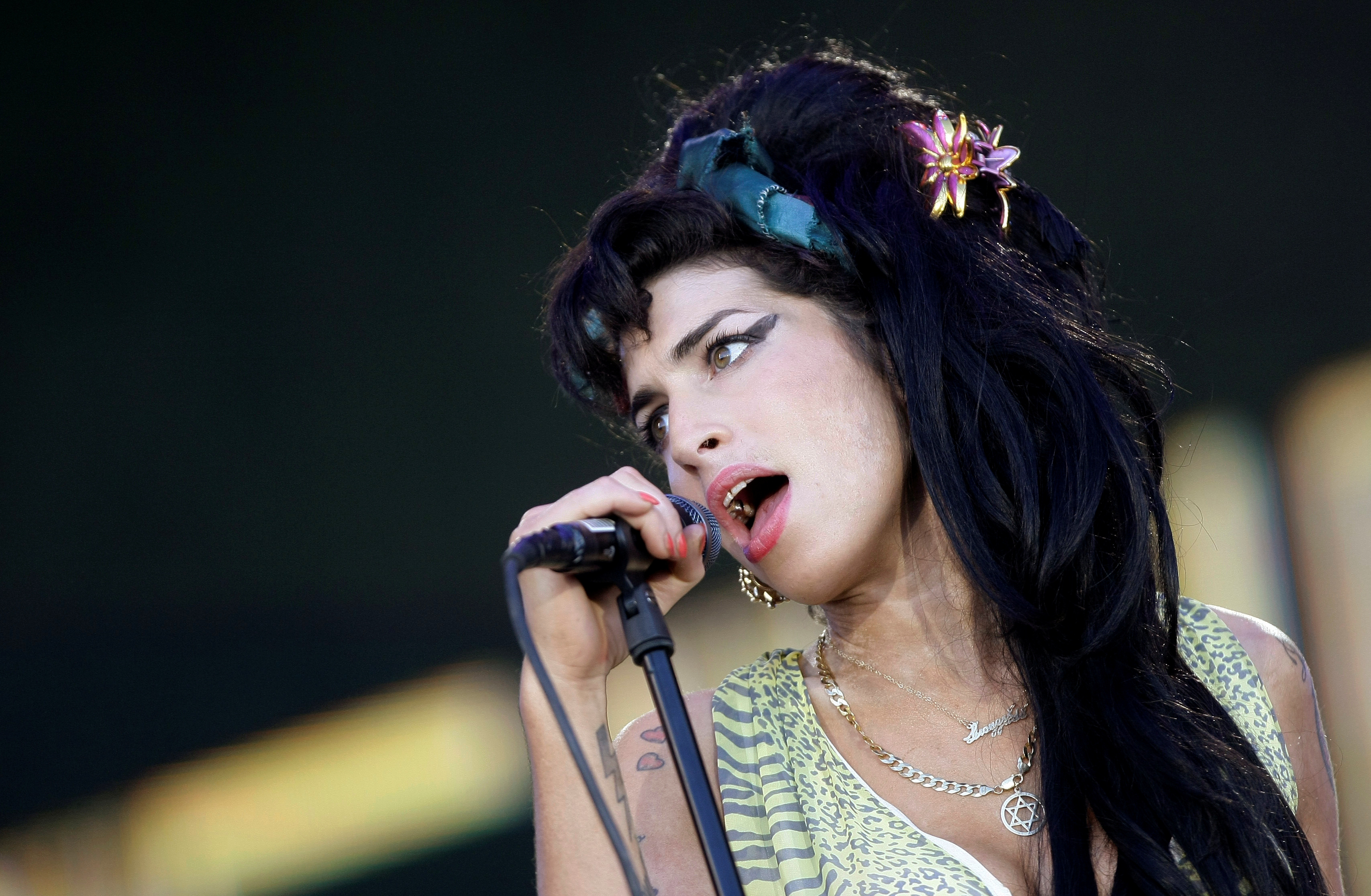 Se conmemoran los diez años de la muerte de Amy Winehouse