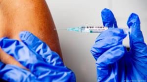 Escándalo en Lombardía por caótica campaña de vacunación contra el Covid-19