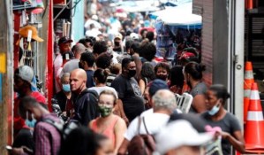 La confianza del consumidor se desploma en Brasil por avance de la pandemia