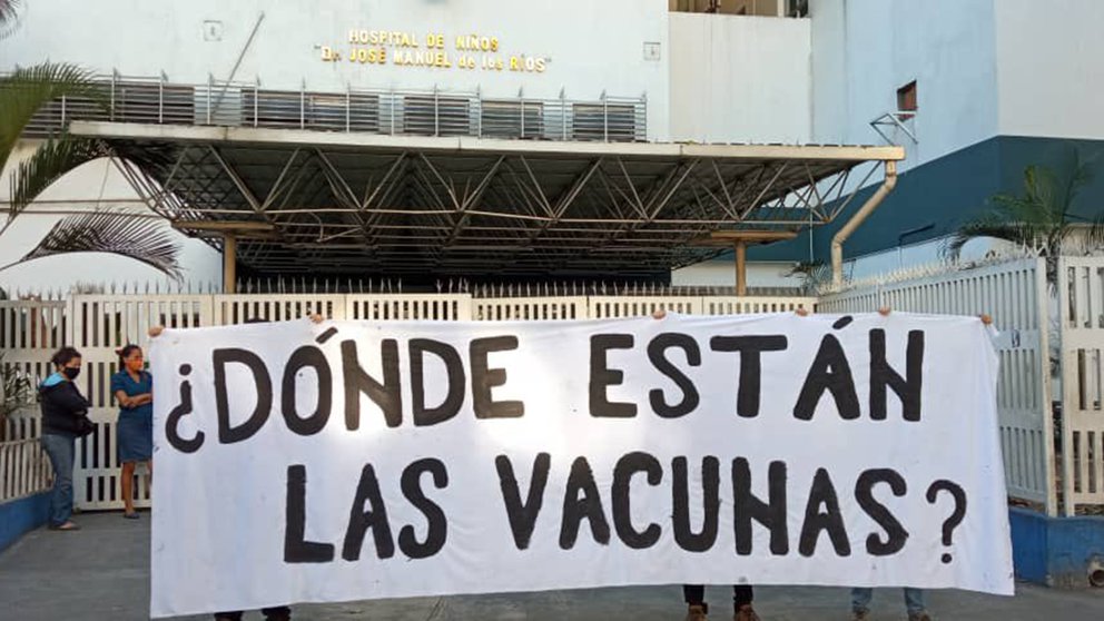 El Nuevo Herald: Enfermos desesperados y hospitales sin cupo ante nueva ola de Covid-19 en Venezuela