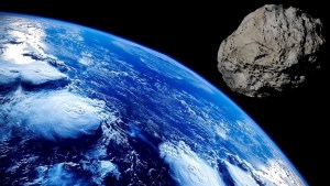 Revelaron la última anternativa para salvar a la Tierra ante impacto de un asteroide