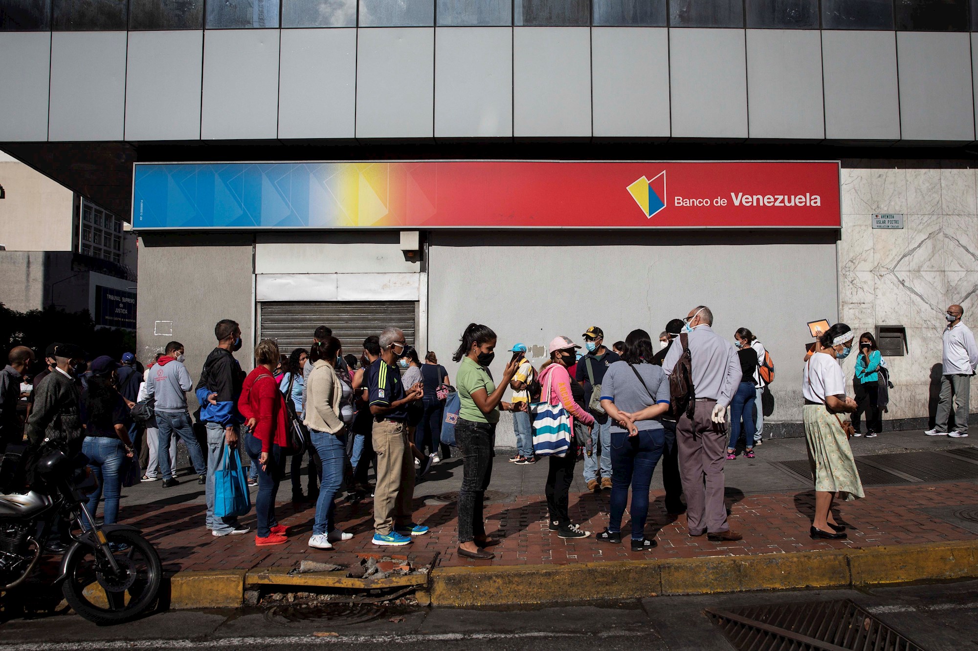 Así operarán las entidades bancarias de Venezuela durante la semana de “flexibilización”