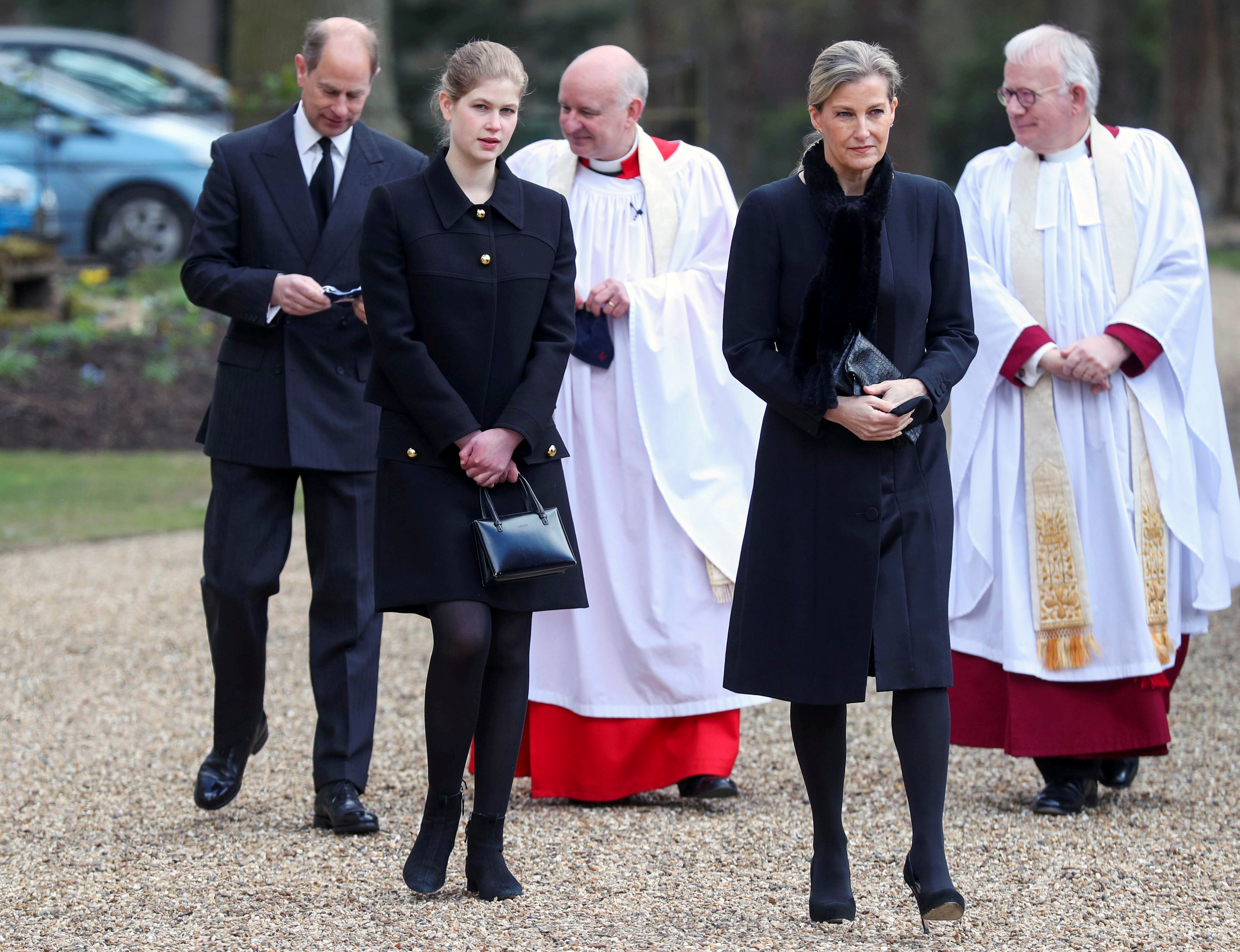 El príncipe Andrés y los condes de Wessex acuden a una misa en memoria del duque de Edimburgo
