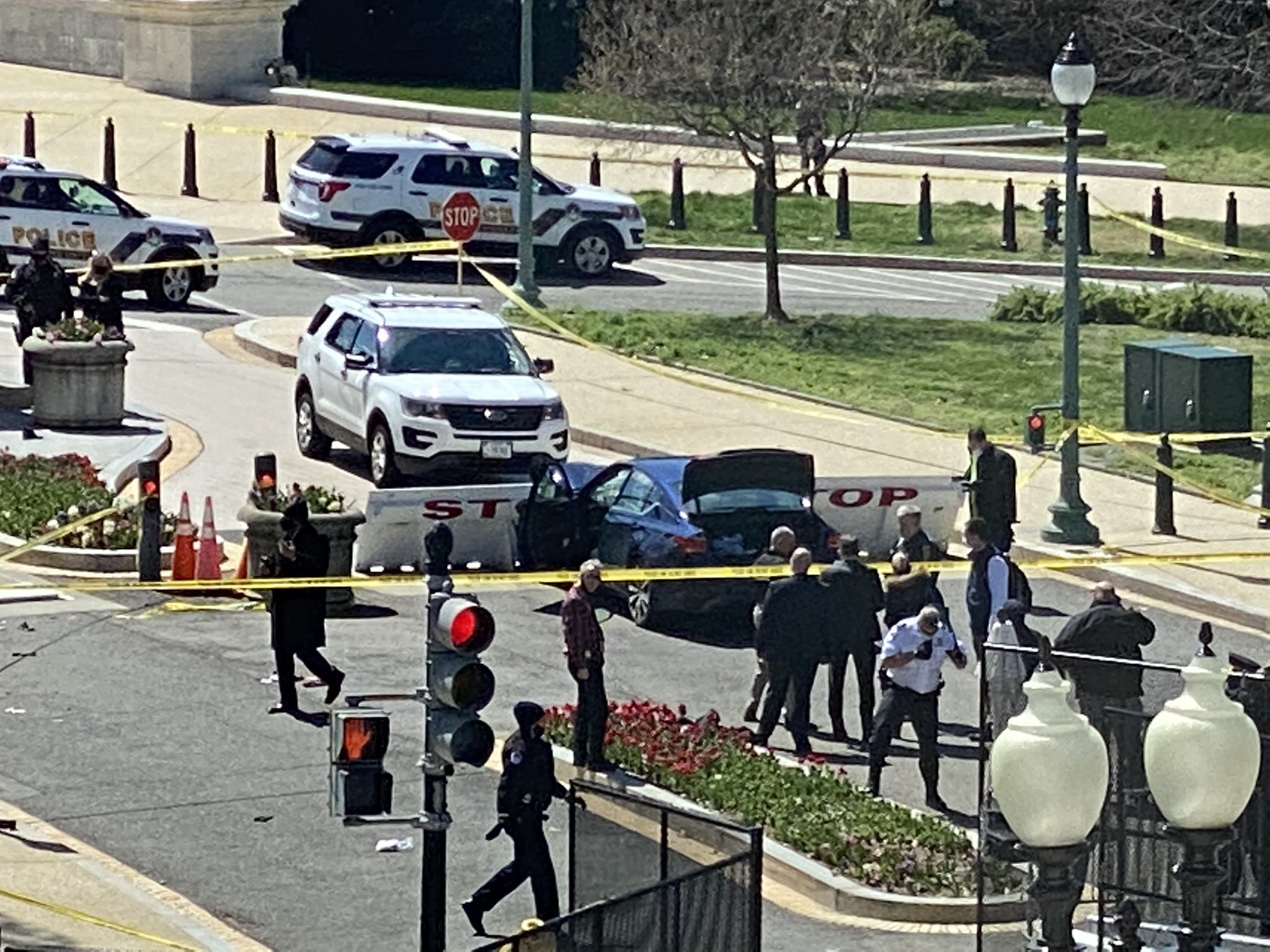 Al menos tres heridos cerca del Capitolio de EEUU tras ser atropellados por un carro