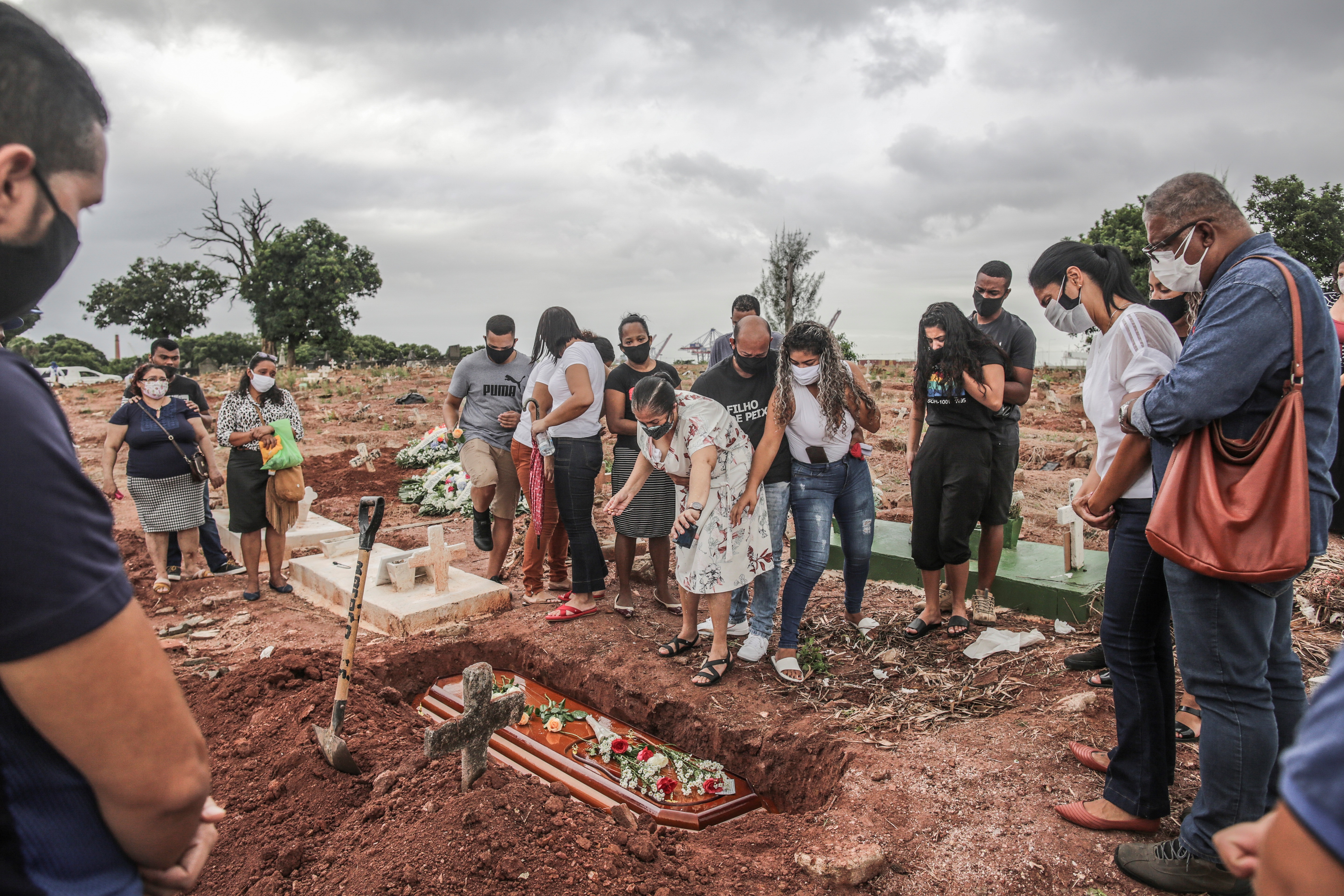 Brasil alcanzó la media de tres mil fallecidos diarios por Covid-19