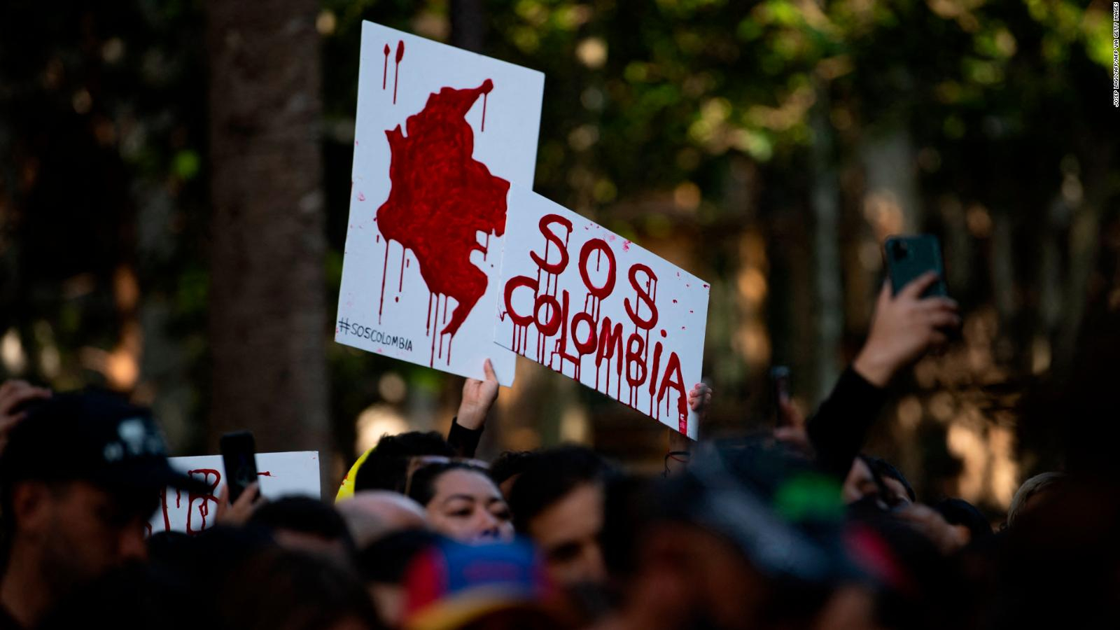 Falleció un manifestante en Colombia luego de ser atacado por supuestos civiles armados