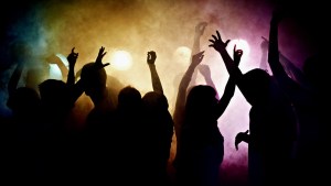 Casi 150 personas arrestadas en California durante una fiesta que se volvió viral en TikTok