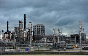 Refinerías estadounidenses reducen las importaciones de petróleo ruso