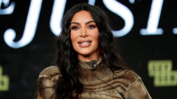 Kim Kardashian fue demandada por su trabajadores: La acusan por mala paga y explotadora