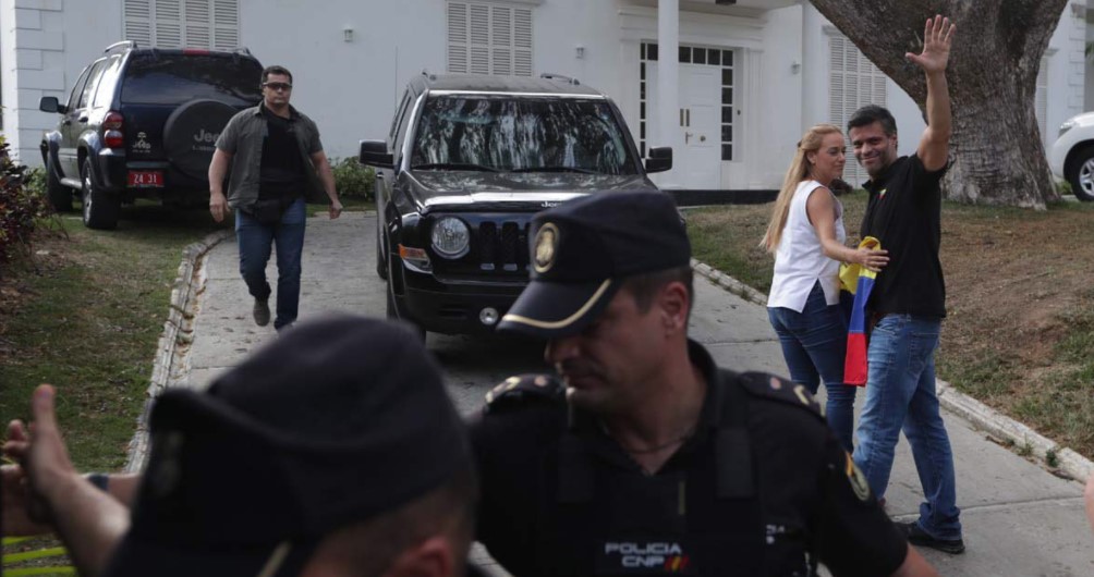 España retira al Grupo Especial de Operaciones enviados a Venezuela para proteger la Embajada