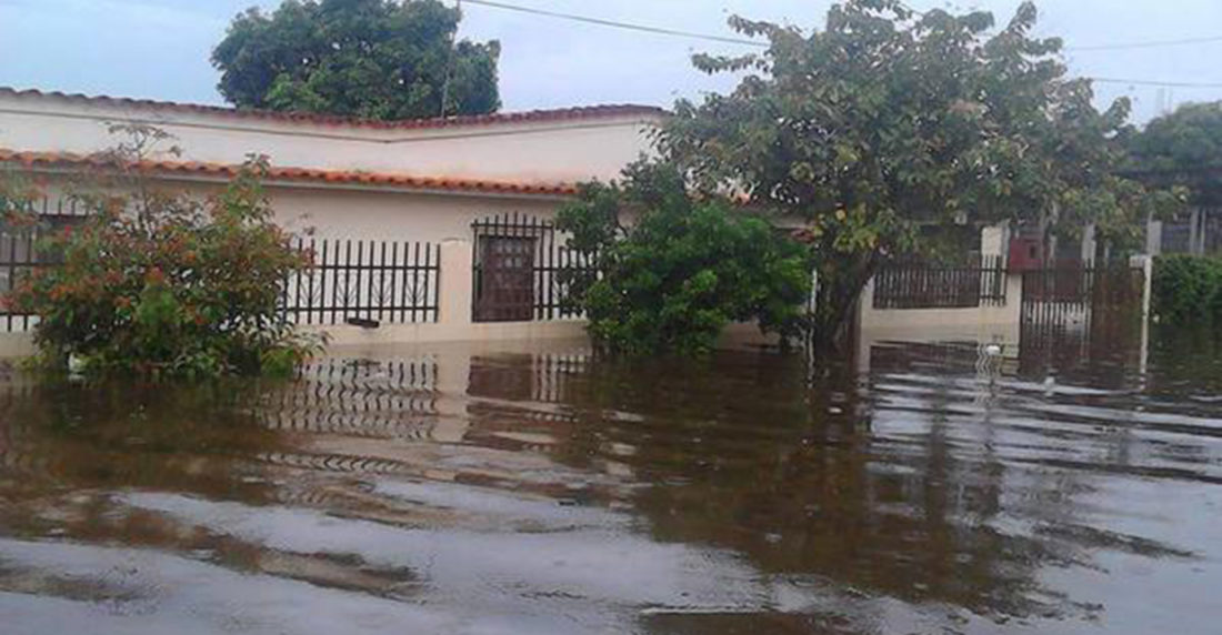 Se inundaron más de diez barrios de Guasdualito por fuerte aguacero