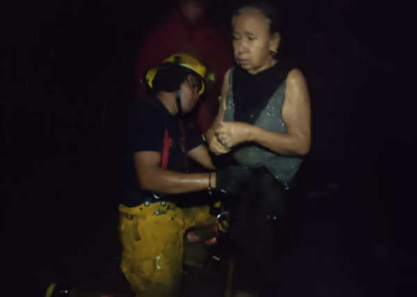 Más de 20 personas fueron rescatadas en el Río Táchira en la oscuridad de la noche (VIDEO)