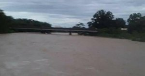Bomberos y Protección Civil de Táchira se mantienen alerta por aumento del caudal de los ríos #11May (FOTOS)