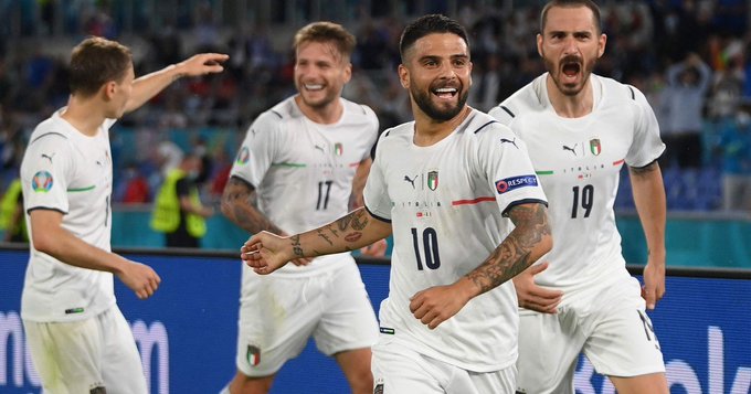 Con gol de Locatelli, Italia se va al descanso a un paso de avanzar en la Eurocopa