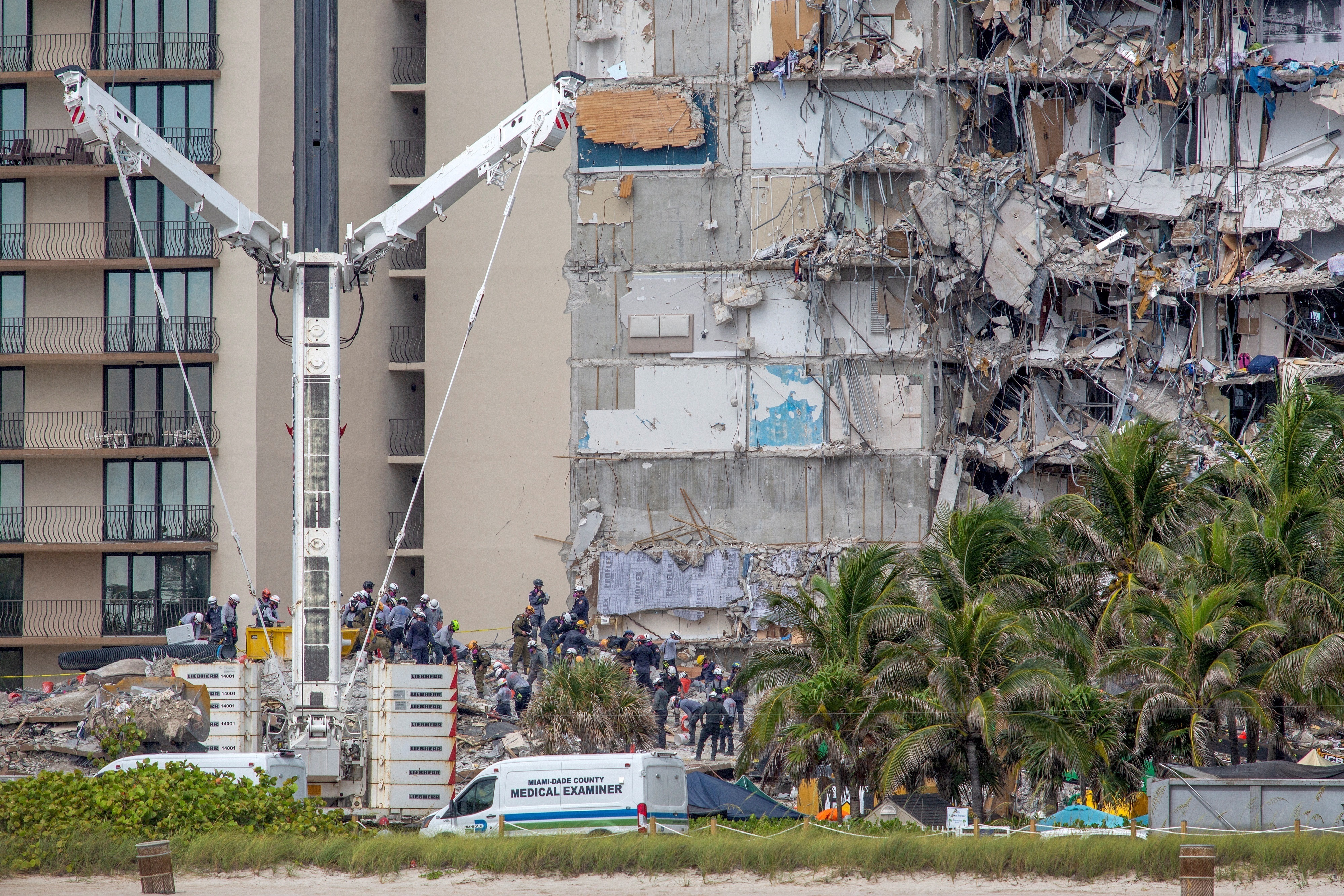 El número de fallecidos del derrumbe en Miami-Dade se mantiene en 11