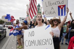 Cubanos residenciados en España apoyan el grito de libertad de la Isla #17Jul