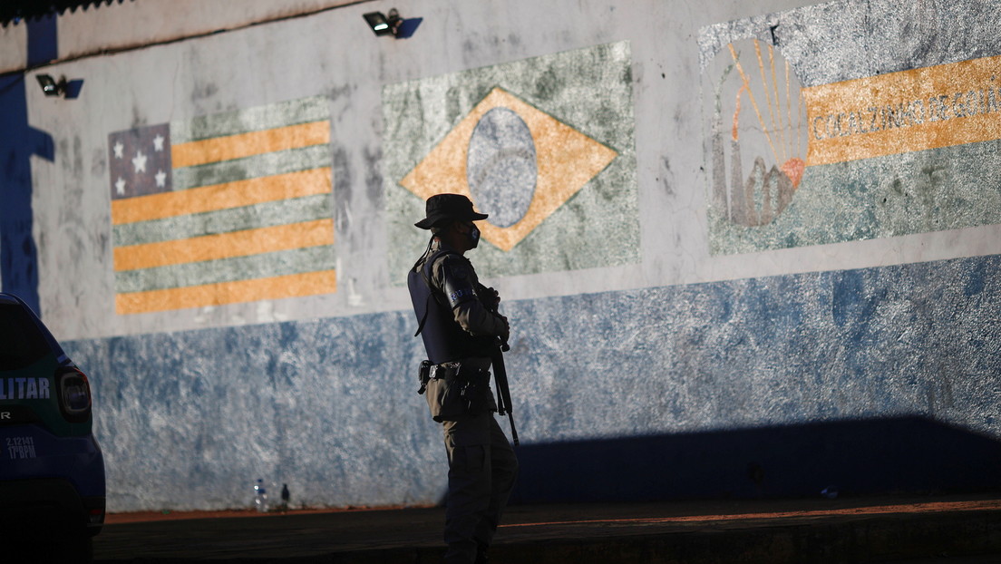 Miembros del grupo criminal más poderoso de Brasil se fugan de la cárcel por un túnel (VIDEO)