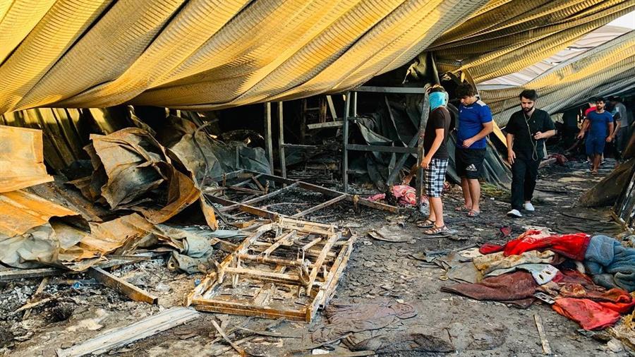 Al menos 64 muertos por un incendio en un hospital para pacientes aislados con Covid-19 en Irak