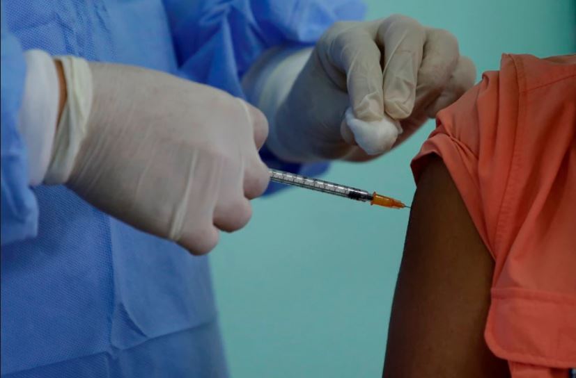 La pandemia persiste elevada en Honduras a pesar de vacunas, según científico