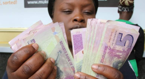 El billete de más valor en Zimbabue no alcanza ni para comprar el pan