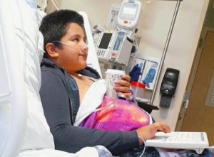 Aumentan las hospitalizaciones de menores por Covid-19 en EEUU