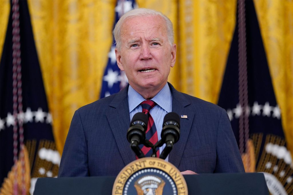 Biden firmará una orden ejecutiva para que el 50 % de los vehículos nuevos sean eléctricos en 2030