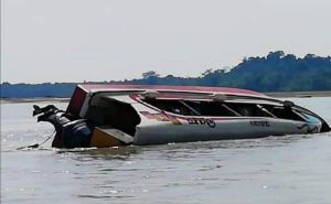 Naufragio en río de Ecuador dejó seis muertos