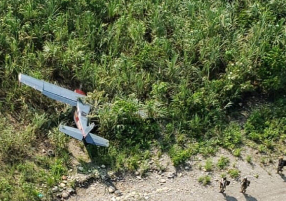 Incautaron en Perú una narcoavioneta boliviana con 300 kilos de cocaína