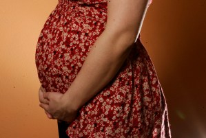 ¡Atención! Nuevos estudios alertan contra riesgos del uso del paracetamol durante el embarazo