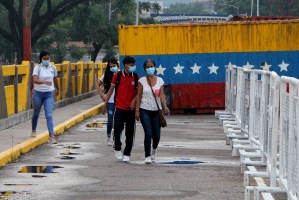 Tren de Aragua le cobra a migrantes venezolanos para cruzar a Colombia