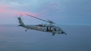 Helicóptero de la Marina de EEUU se estrelló frente a la costa de California: Reportaron cinco desaparecidos