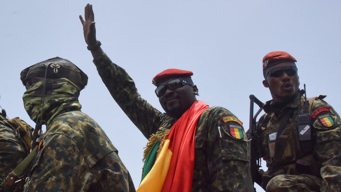 ¿Quién es Mamady Doumbouya, jefe de fuerzas especiales de Guinea y el hombre clave detrás el golpe de Estado en ese país?