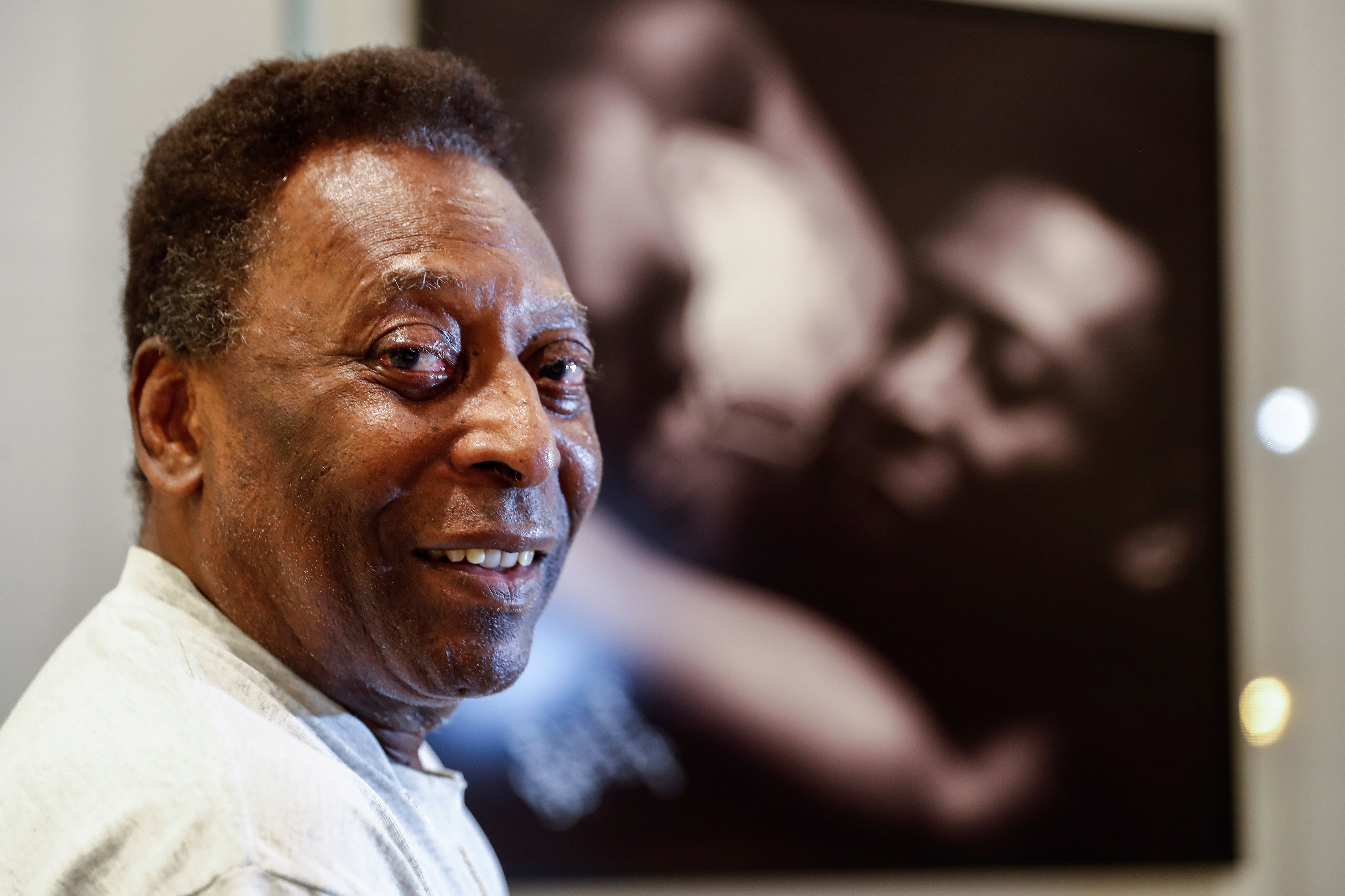 Pelé dijo que cada día está mejor y continúa con su recuperación