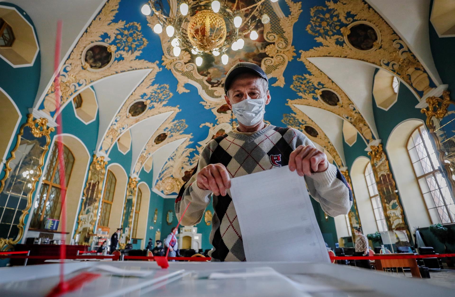 Oposición rusa denuncia fraude electoral y bloqueo en las redes sociales