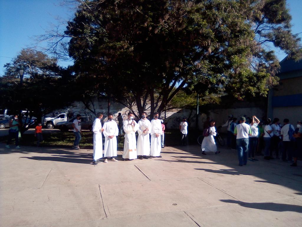 EN FOTOS: La llegada de la reliquia del beato Dr. José Gregorio Hernández en el 23 de Enero este #6Sep