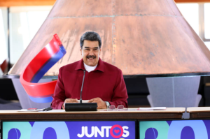 Maduro se hizo la “vístima” tras desastre generalizado en el Banco de Venezuela