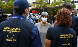 Denuncian ante observadores de la UE el uso de recursos del Estado para favorecer candidatos chavistas