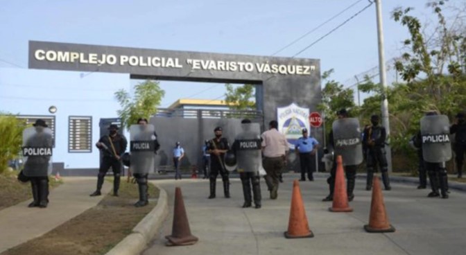 Aislados, raquíticos y enfermos: Así sobreviven los dirigentes opositores en la cárcel de Daniel Ortega