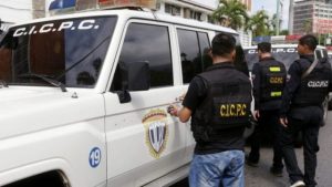 Momento en el que funcionarios del Cipc rescatan a comerciante secuestrado en el cerro El Café en Carabobo (VIDEO)