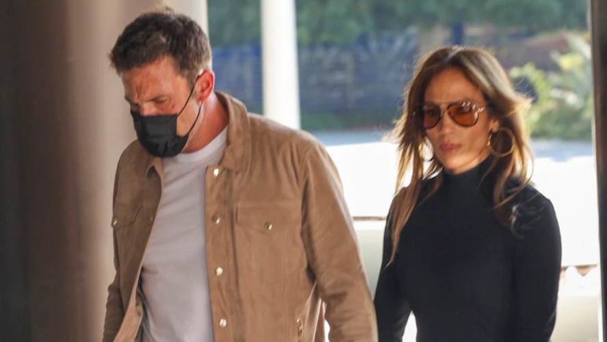 Jennifer Lopez está molesta con Ben Affleck por sus declaraciones contra su ex esposa
